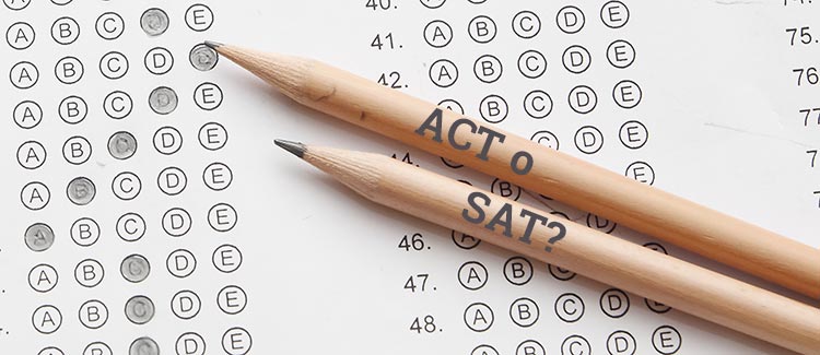 ¿Las universidades prefieren el SAT o el ACT?