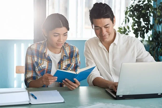 Exámen SAT, ¿Qué Es? 3 Profesores para examen sat